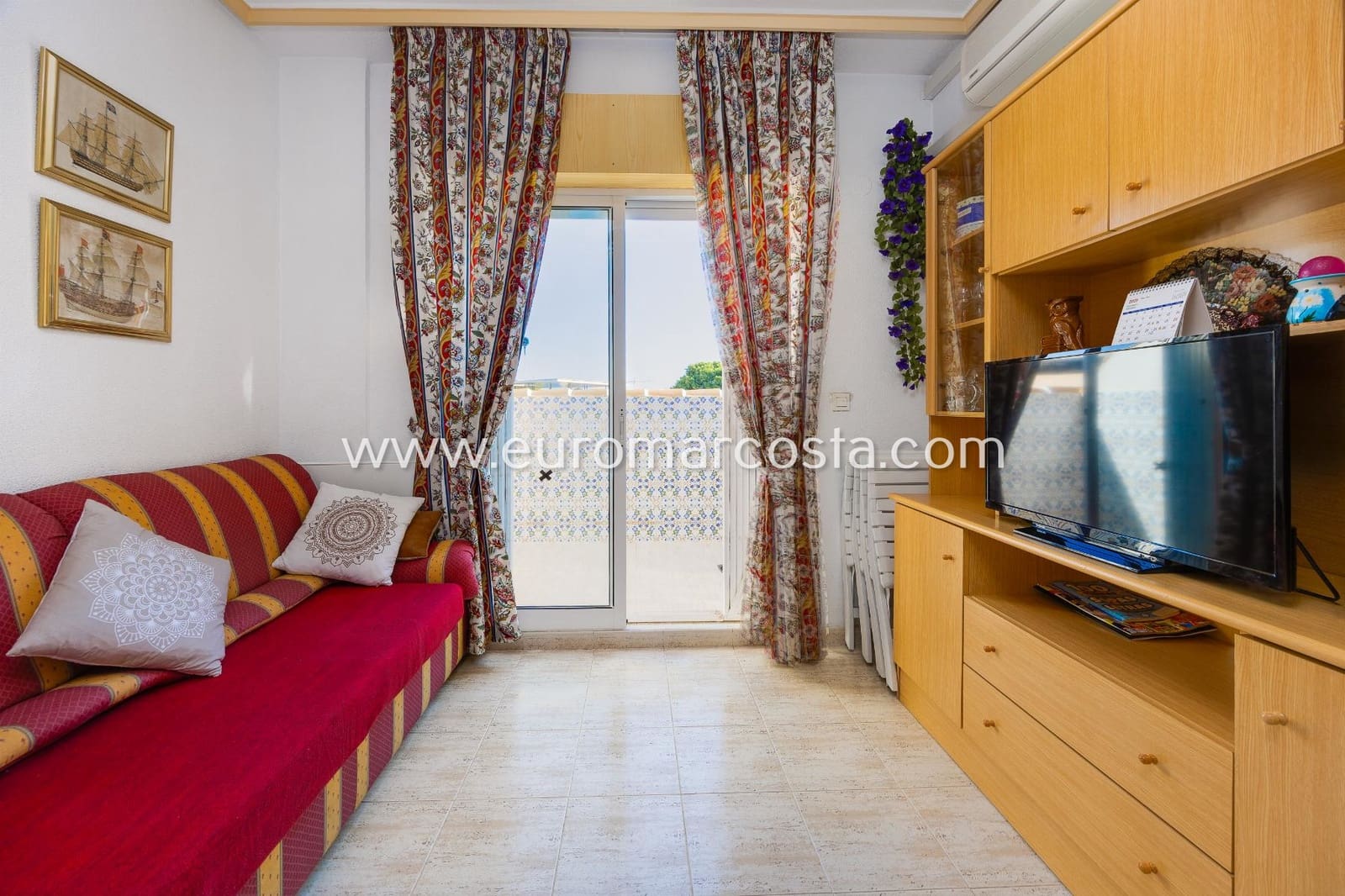 2 soverom Leilighet til salgs i Torrevieja med svømmebasseng garasje - € 159 900 (Ref: 10165959)