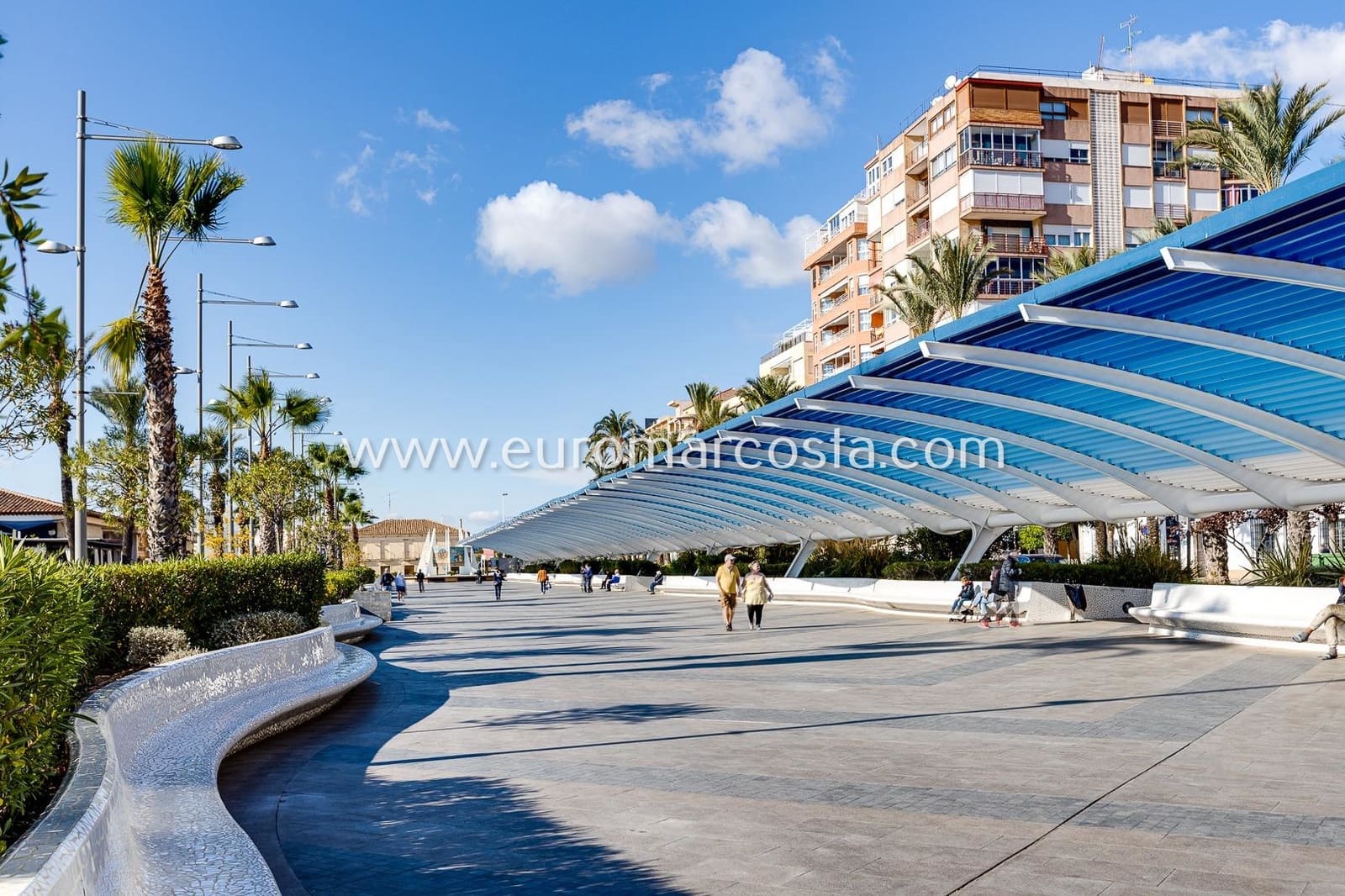 2 soverom Leilighet til salgs i Torrevieja med svømmebasseng garasje - € 159 900 (Ref: 10165959)