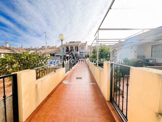 3 bedroom Semi-detached Villa for sale in El Moncayo - El Pòrtic, Guardamar del Segura with pool garage - € 199,000 (Ref: 10167292)