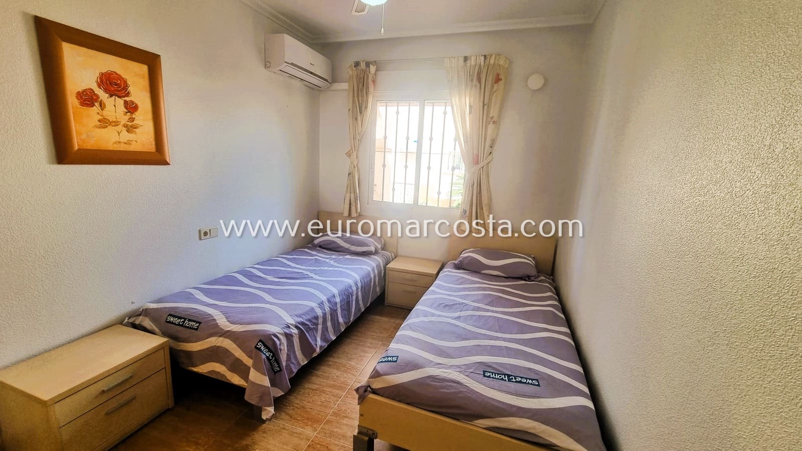 3 chambre Villa/Maison Semi-Mitoyenne à vendre à Guardamar del Segura avec piscine garage - 199 000 € (Ref: 10167292)