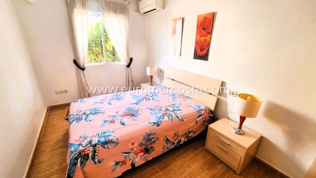 3 bedroom Semi-detached Villa for sale in El Moncayo - El Pòrtic, Guardamar del Segura with pool garage - € 199,000 (Ref: 10167292)
