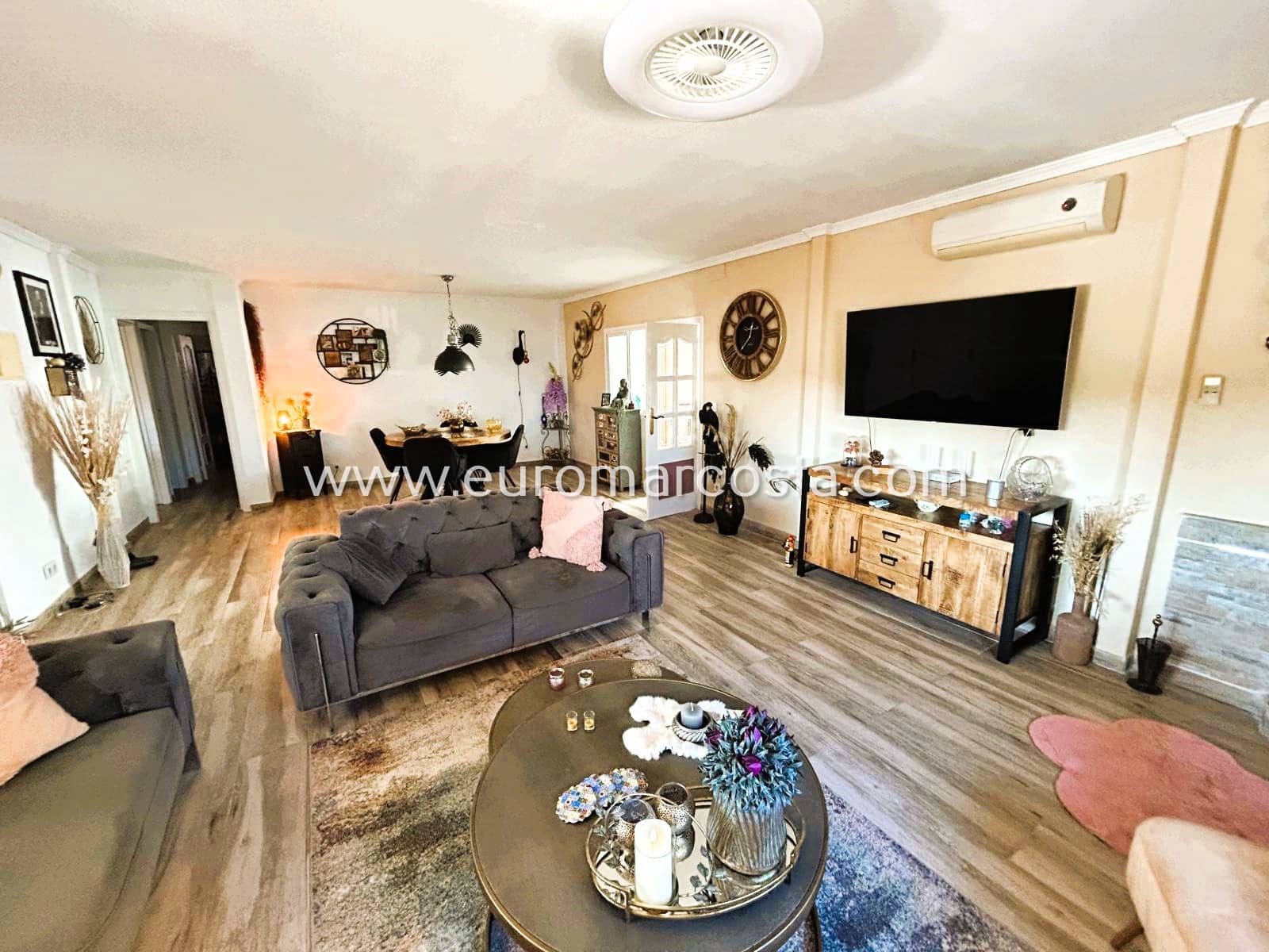 6 makuuhuone Maalaistalo myytävänä paikassa Elche / Elx mukana uima-altaan 
autotalli - 459 000 € (Ref: 10167874)