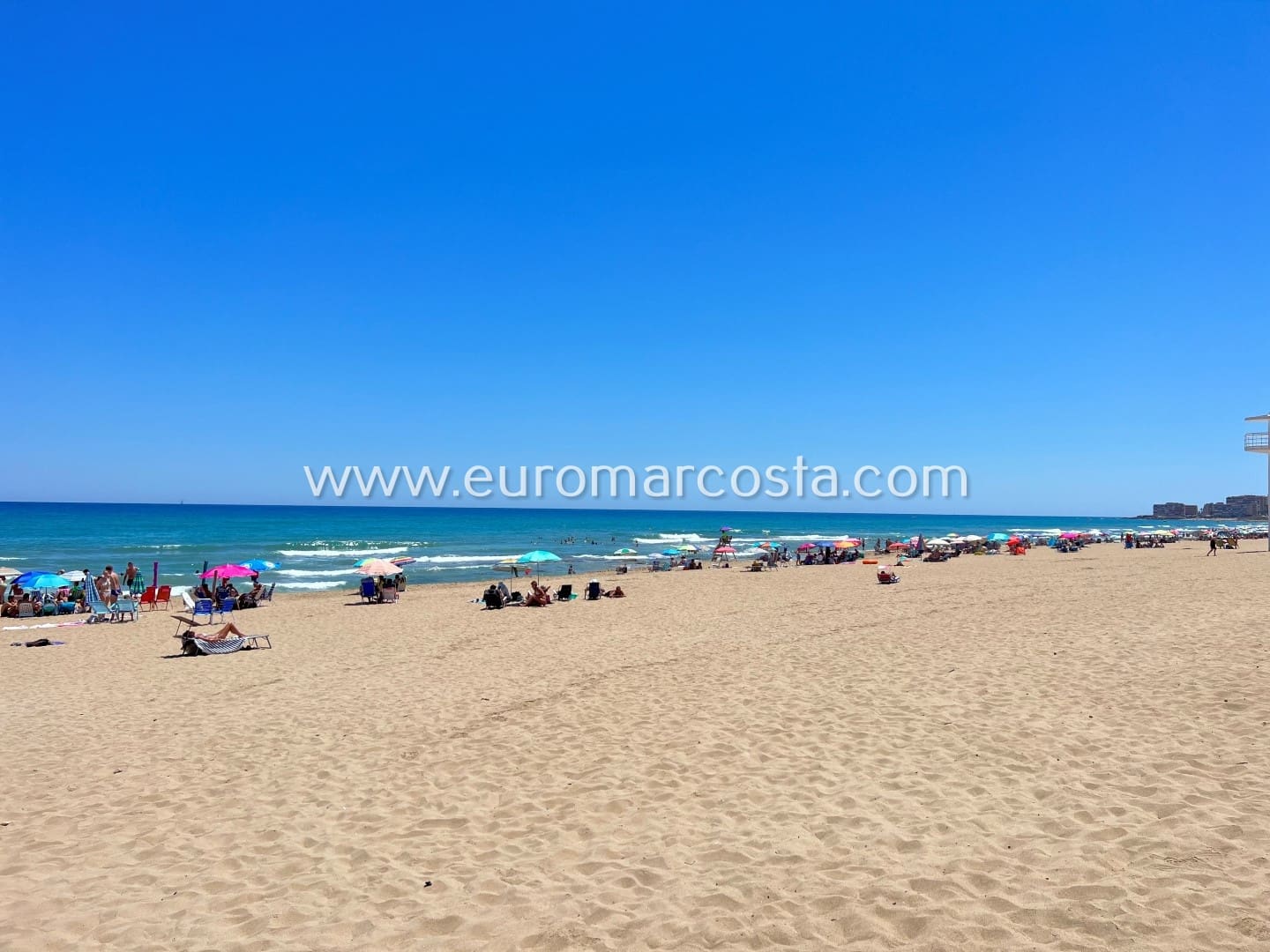 Apartamento de 2 habitaciones en La Mata en venta - 178.000 € (Ref: 10172455)