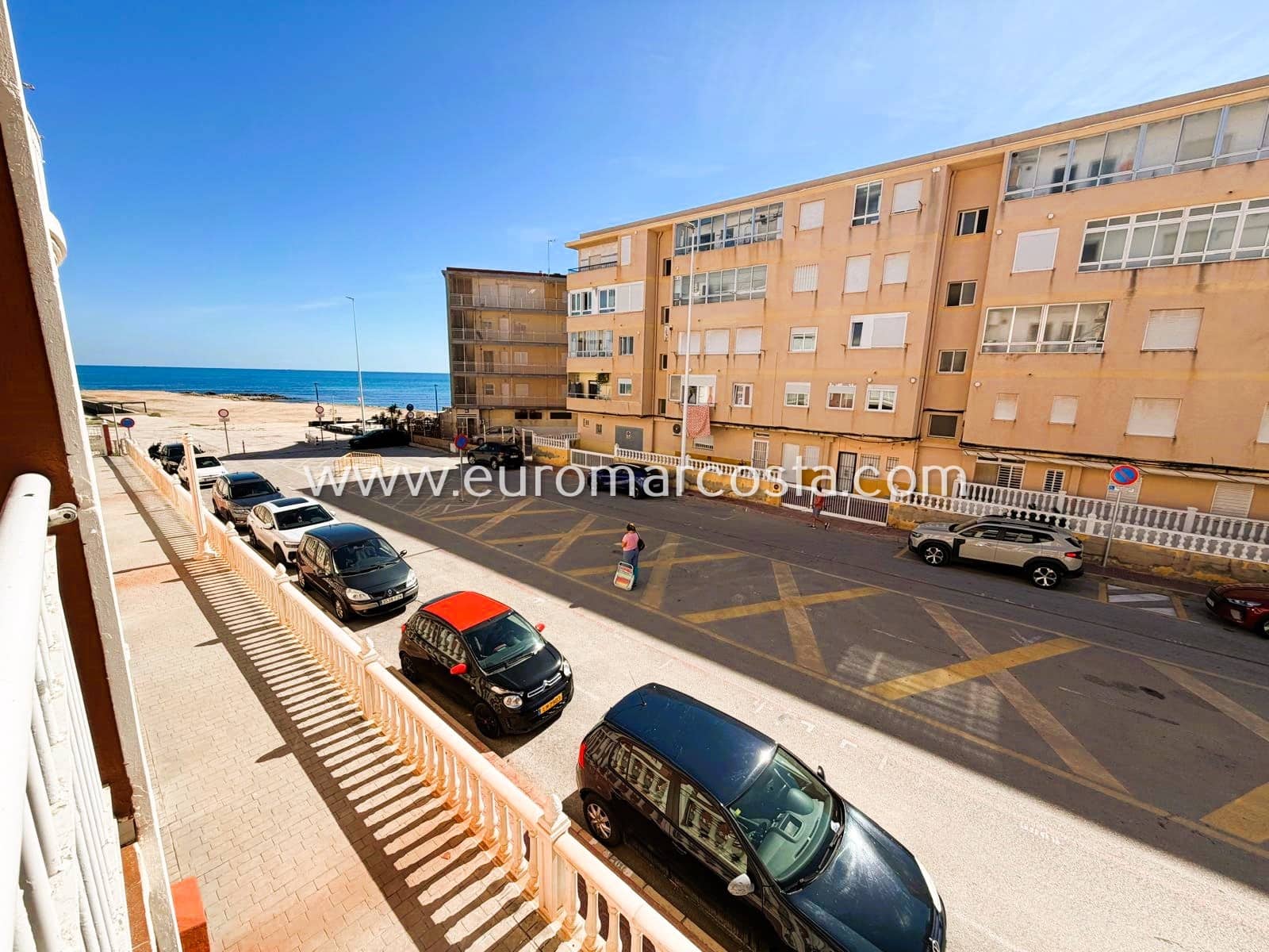 Apartamento de 2 habitaciones en La Mata en venta - 178.000 € (Ref: 10172455)