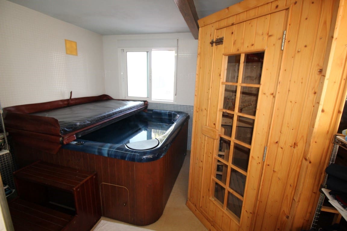 5 soveværelse Finca/Landehus til salg i Elche / Elx med swimmingpool garage - € 1.190.000 (Ref: 7153684)