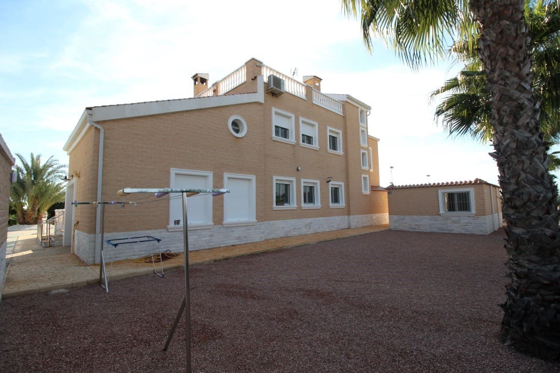 5 soveværelse Finca/Landehus til salg i Elche / Elx med swimmingpool garage - € 1.190.000 (Ref: 7153684)