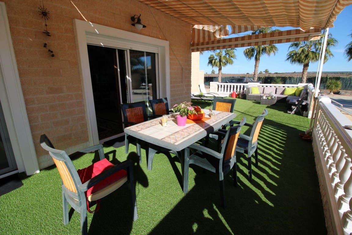 5 soveværelse Finca/Landehus til salg i Elche / Elx med swimmingpool garage - € 1.190.000 (Ref: 7153684)