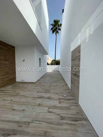 3 sovrum Villa till salu i Las Filipinas med pool - 399 900 € (Ref: 7241230)