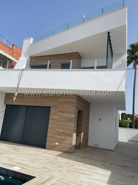 3 sypialnia Willa na sprzedaż w Orihuela Costa z basenem - 399 900 € (Ref: 7241230)