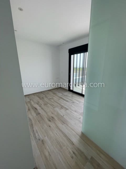 3 sypialnia Willa na sprzedaż w Orihuela Costa z basenem - 399 900 € (Ref: 7241230)