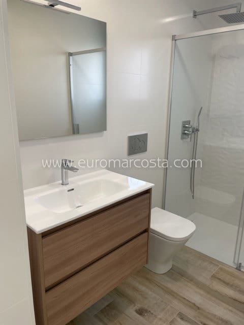 3 sypialnia Willa na sprzedaż w Orihuela Costa z basenem - 399 900 € (Ref: 7241230)