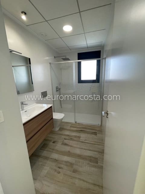 3 sypialnia Willa na sprzedaż w Orihuela Costa z basenem - 399 900 € (Ref: 7241230)