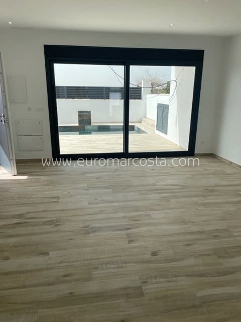 3 sypialnia Willa na sprzedaż w Orihuela Costa z basenem - 399 900 € (Ref: 7241230)