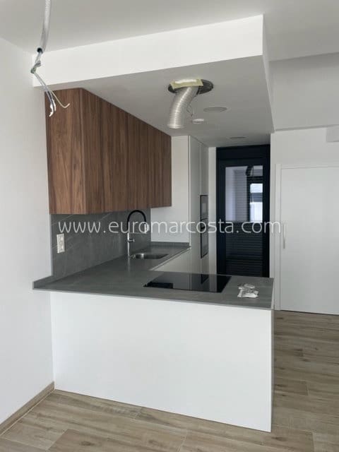3 sypialnia Willa na sprzedaż w Orihuela Costa z basenem - 399 900 € (Ref: 7241230)