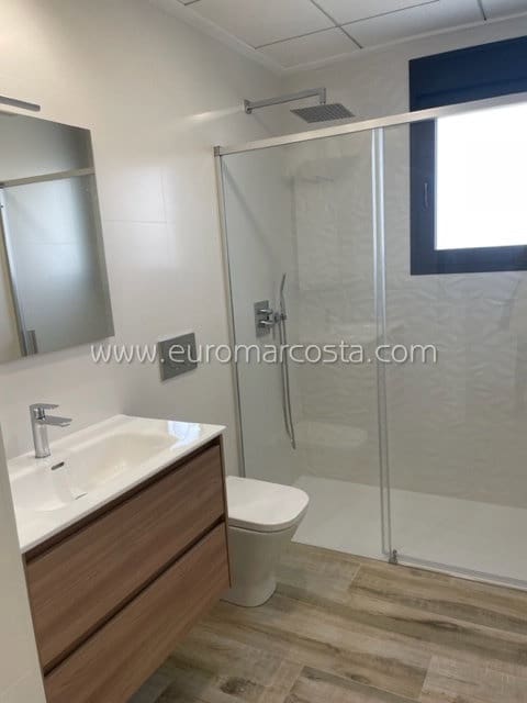 3 sypialnia Willa na sprzedaż w Orihuela Costa z basenem - 399 900 € (Ref: 7241230)