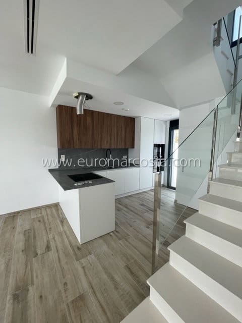 3 sypialnia Willa na sprzedaż w Orihuela Costa z basenem - 399 900 € (Ref: 7241230)