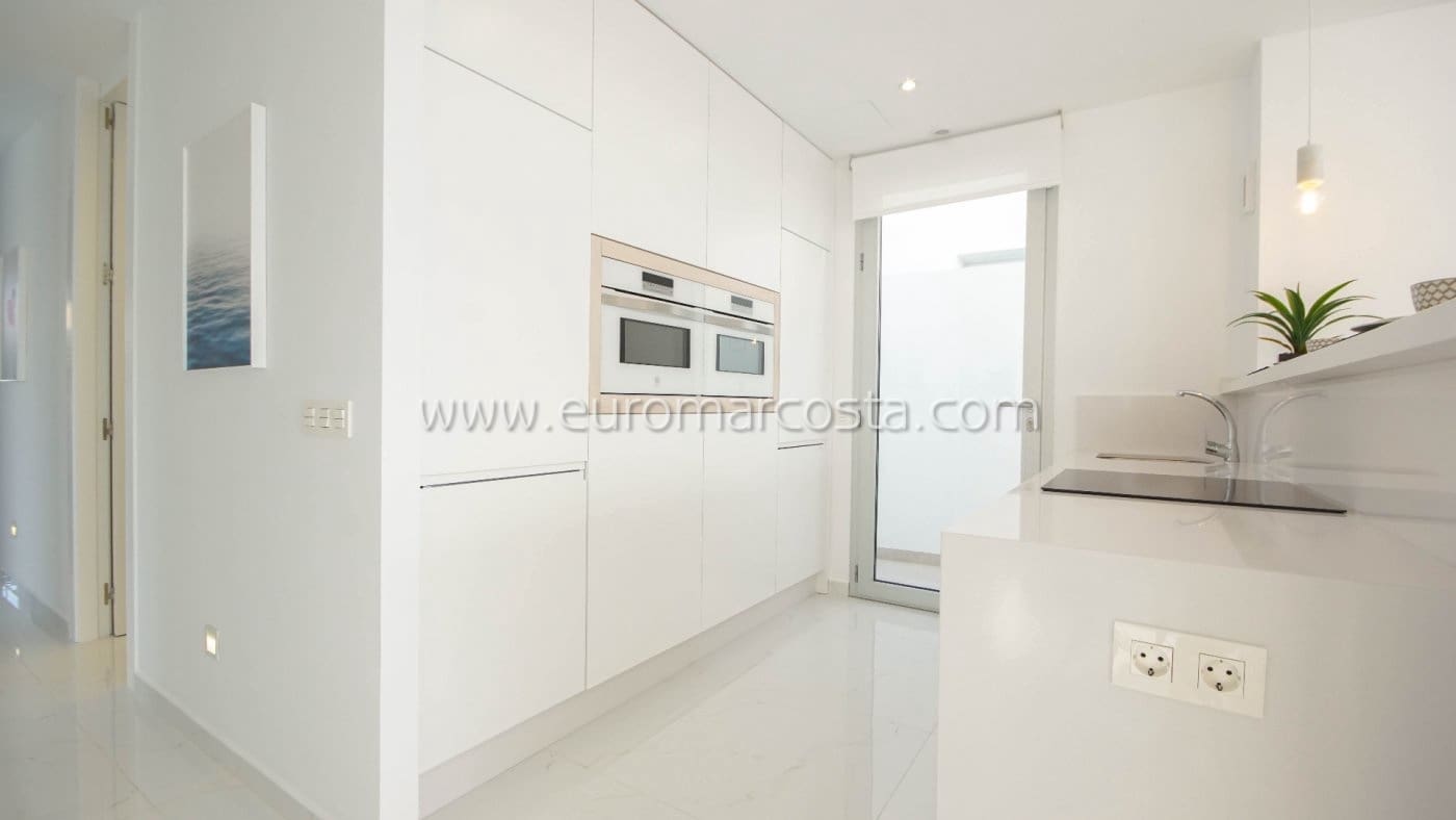 3 sovrum Villa till salu i Torrevieja med pool - 449 000 € (Ref: 7241231)