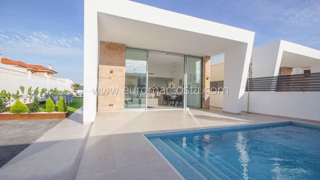 3 sovrum Villa till salu i El Chaparral - La Siesta - La Torreta, Torrevieja med pool - 449 000 € (Ref: 7241231)