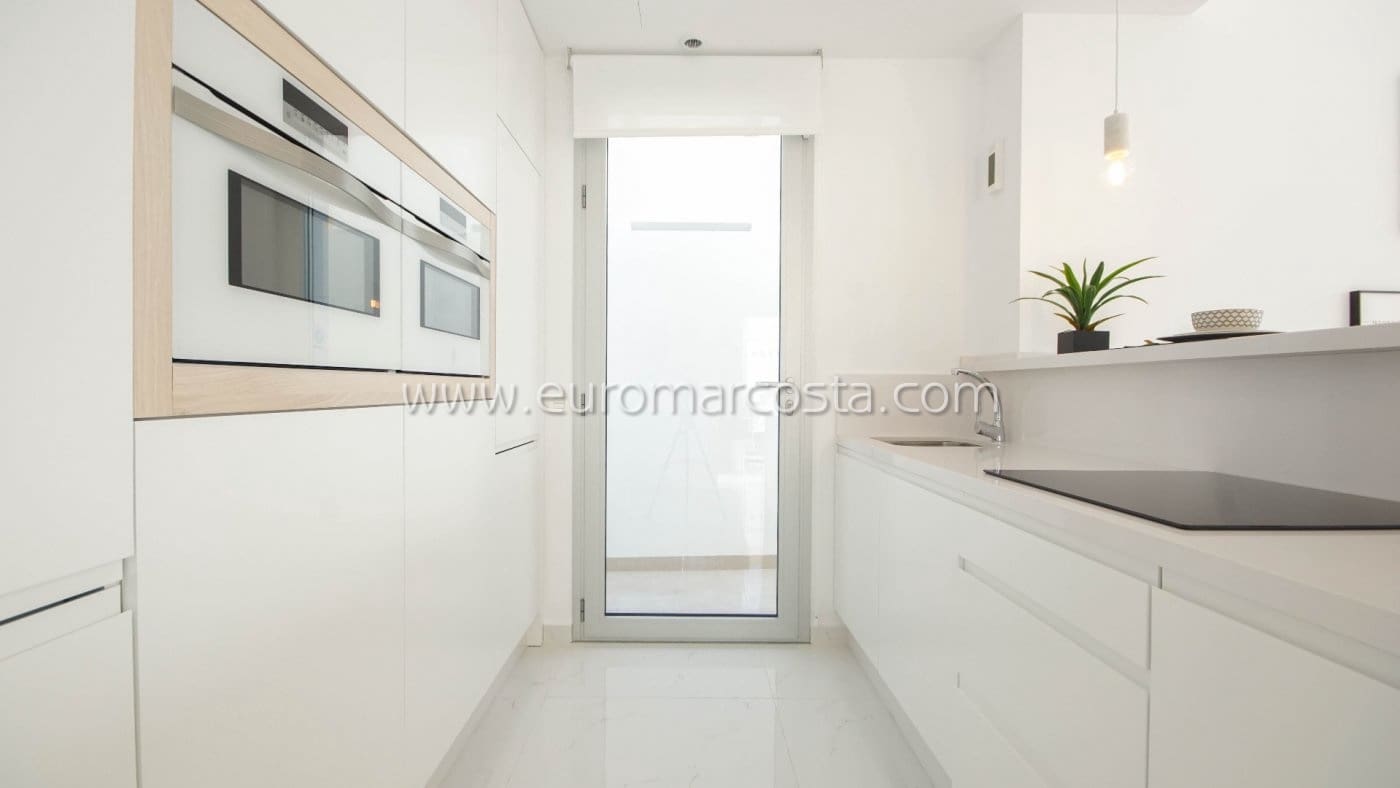3 sovrum Villa till salu i Torrevieja med pool - 449 000 € (Ref: 7241231)