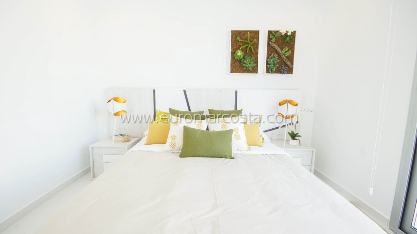 3 sovrum Villa till salu i Torrevieja med pool - 449 000 € (Ref: 7241231)