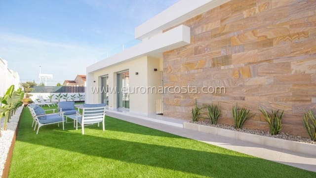 3 sypialnia Willa na sprzedaż w El Chaparral - La Siesta - La Torreta, Torrevieja z basenem - 449 000 € (Ref: 7241231)