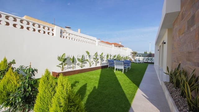 3 sypialnia Willa na sprzedaż w El Chaparral - La Siesta - La Torreta, Torrevieja z basenem - 449 000 € (Ref: 7241231)