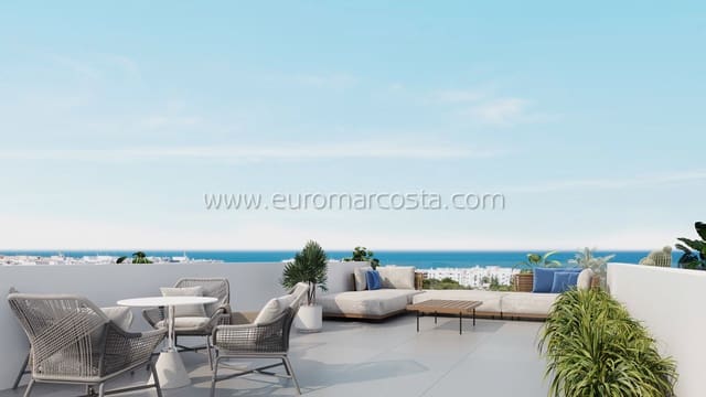 4 bedroom Terraced Villa for sale in Zona Pueblo, Guardamar del Segura with pool - € 434,500 (Ref: 7350529)