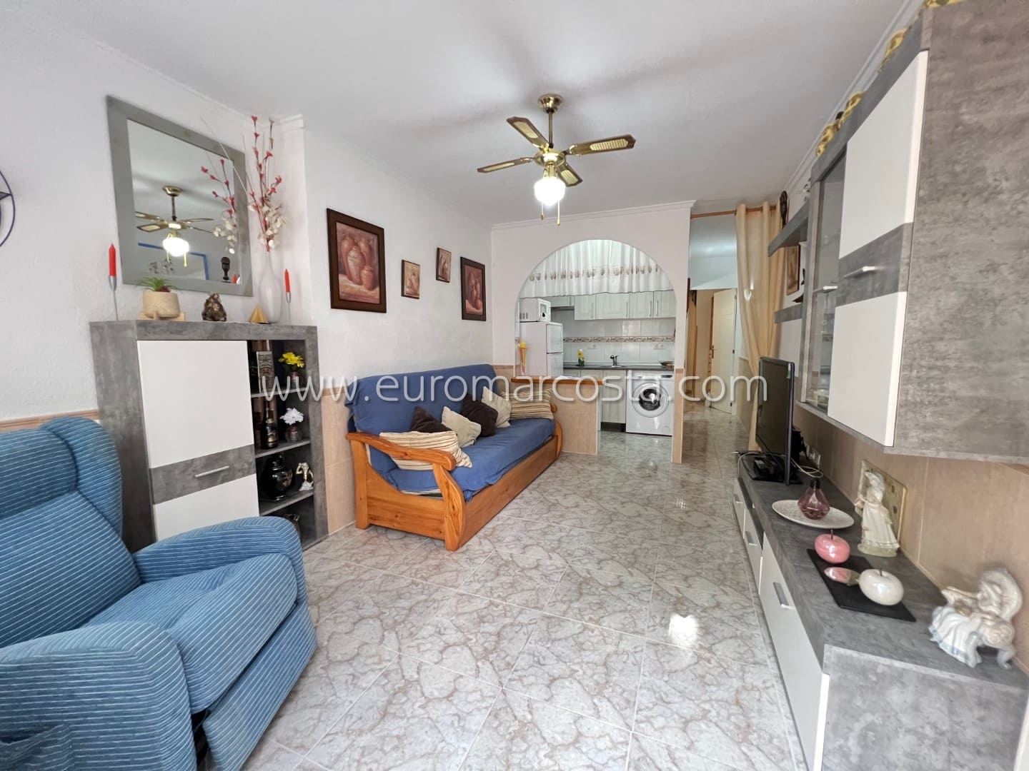2 bedroom Apartment for sale in La Mata, Torrevieja with pool garage