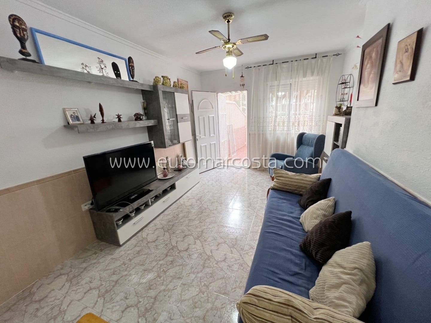 2 bedroom Apartment for sale in La Mata, Torrevieja with pool garage