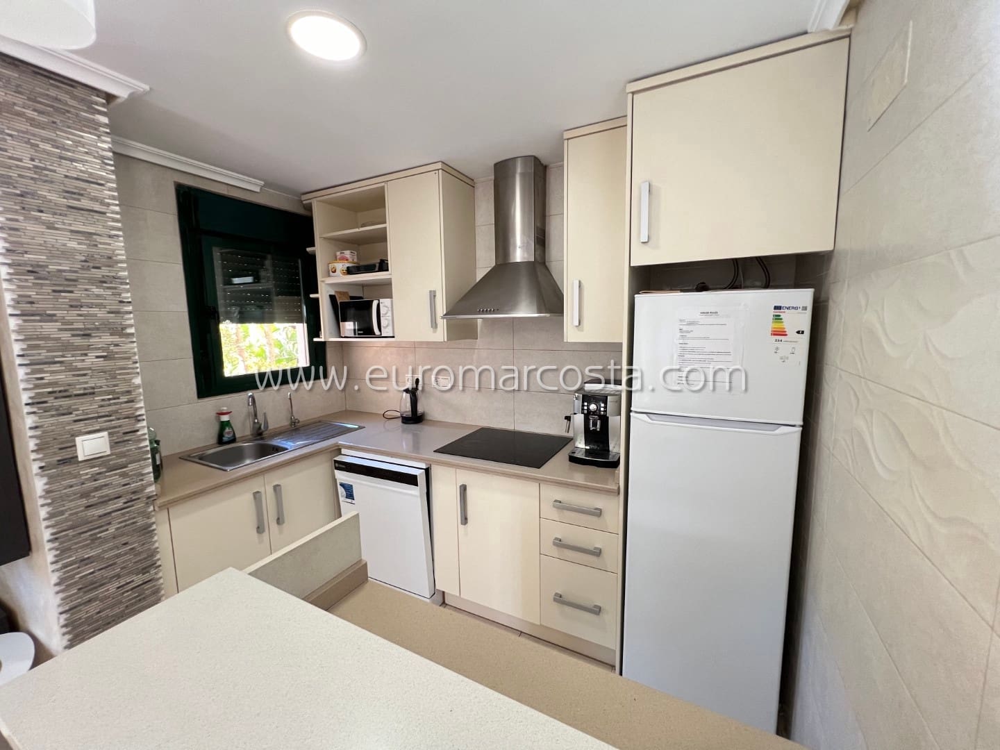 4 soveværelse Rækkehus til salg i Los Balcones med swimmingpool garage - € 385.000 (Ref: 7921845)