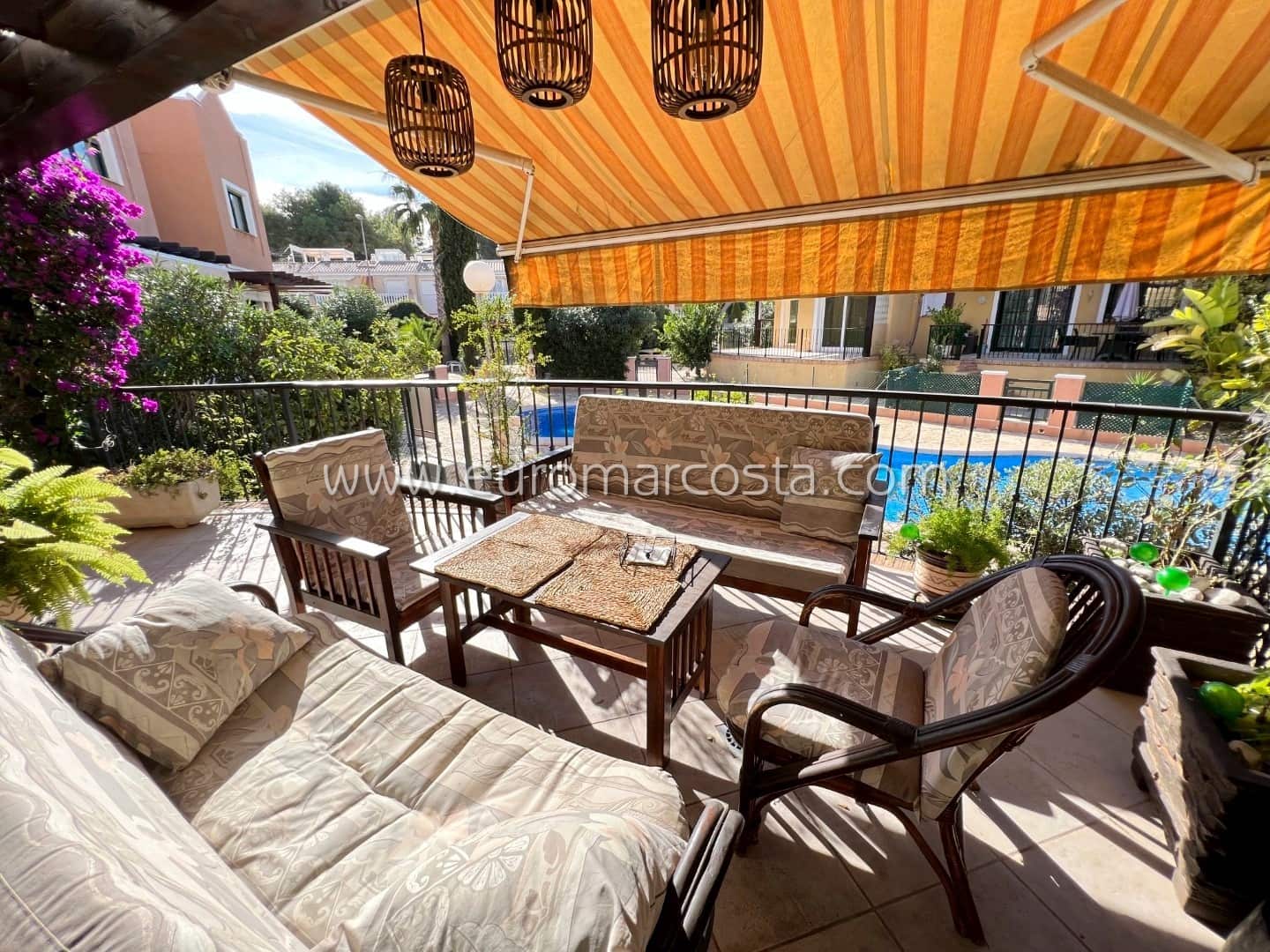 4 soveværelse Rækkehus til salg i Los Balcones med swimmingpool garage - € 385.000 (Ref: 7921845)