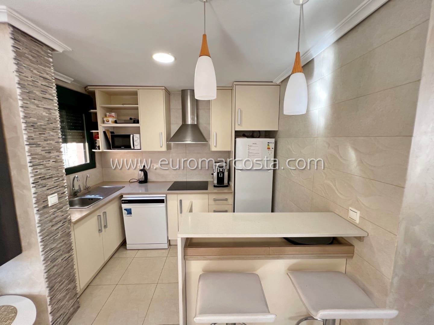 4 soveværelse Rækkehus til salg i Los Balcones med swimmingpool garage - € 385.000 (Ref: 7921845)