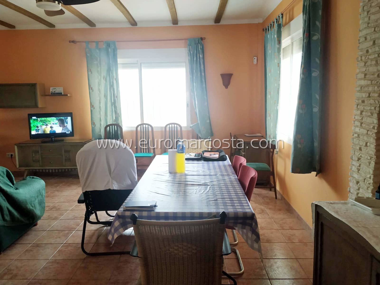 3 sypialnia Finka/Dom wiejski na sprzedaż w Fortuna z garażem - 239 000 € (Ref: 7986027)