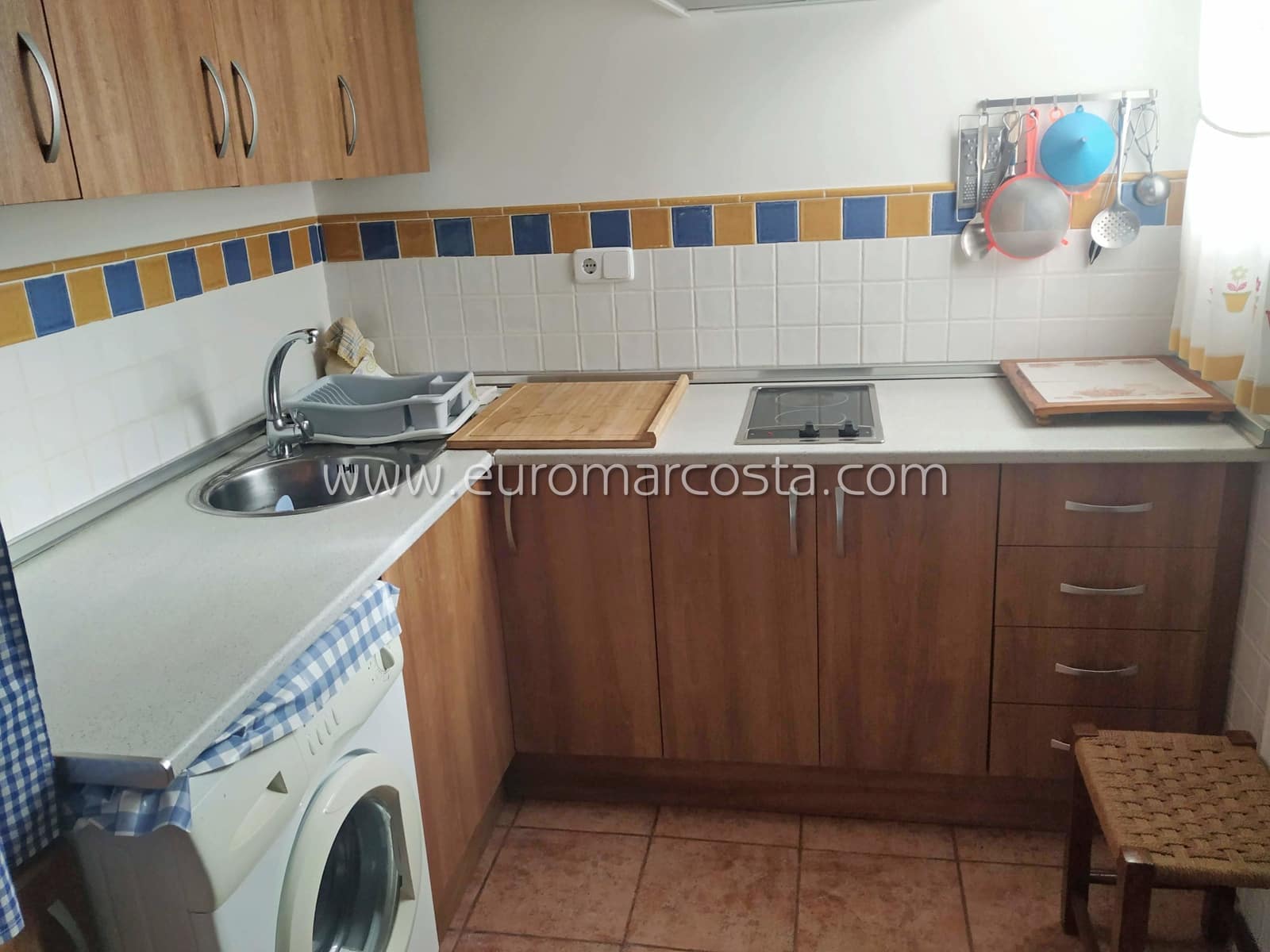 3 sypialnia Finka/Dom wiejski na sprzedaż w Fortuna z garażem - 239 000 € (Ref: 7986027)