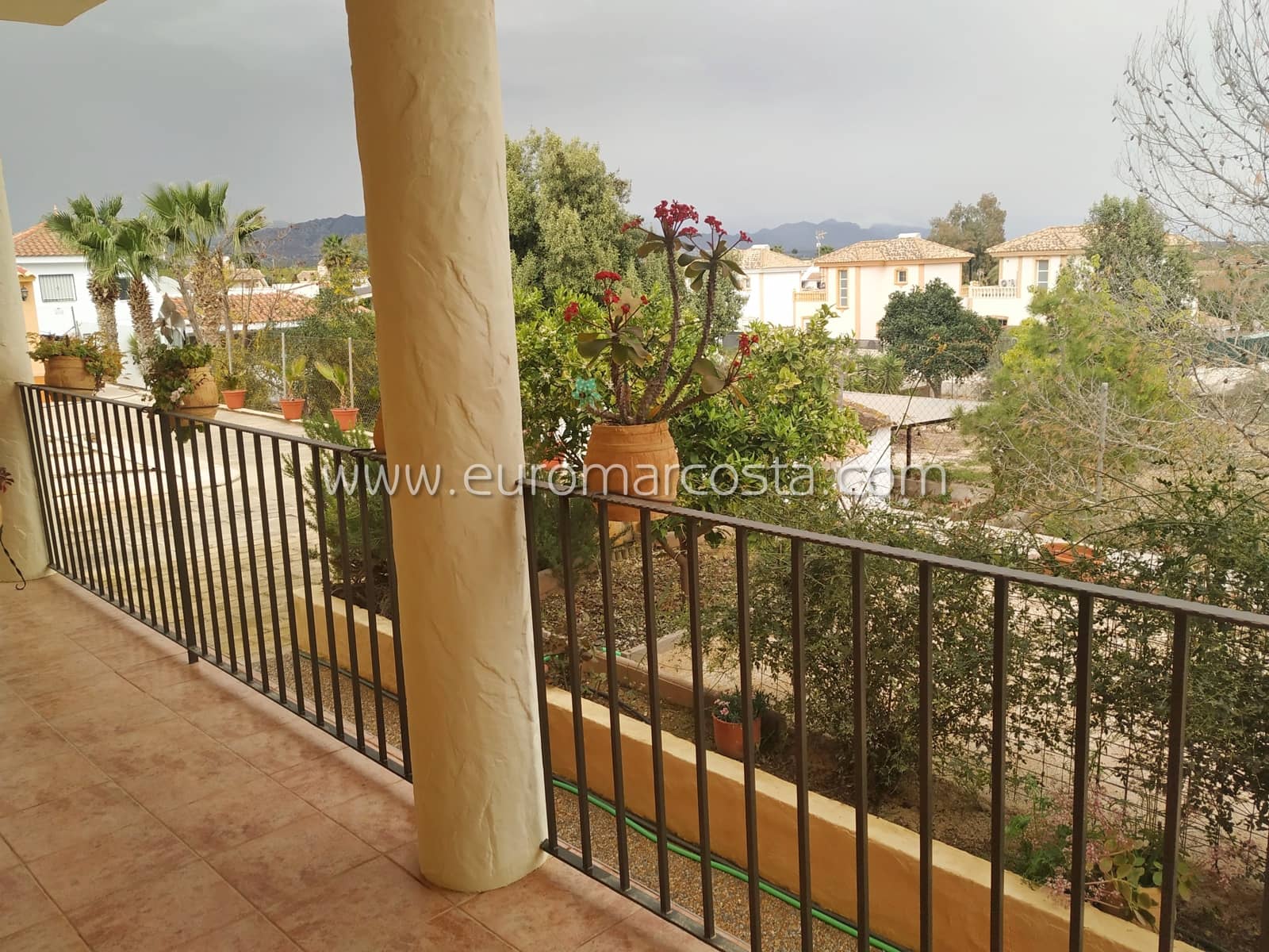 3 sypialnia Finka/Dom wiejski na sprzedaż w Fortuna z garażem - 239 000 € (Ref: 7986027)