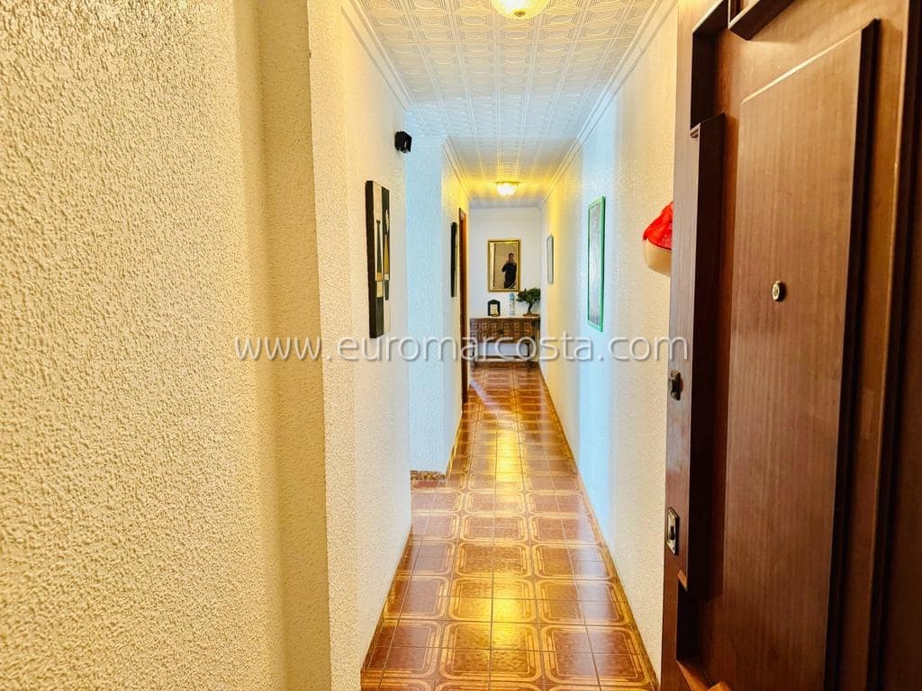 Apartamento de 2 habitaciones en Torrevieja en venta - 139.990 € (Ref: 8034998)