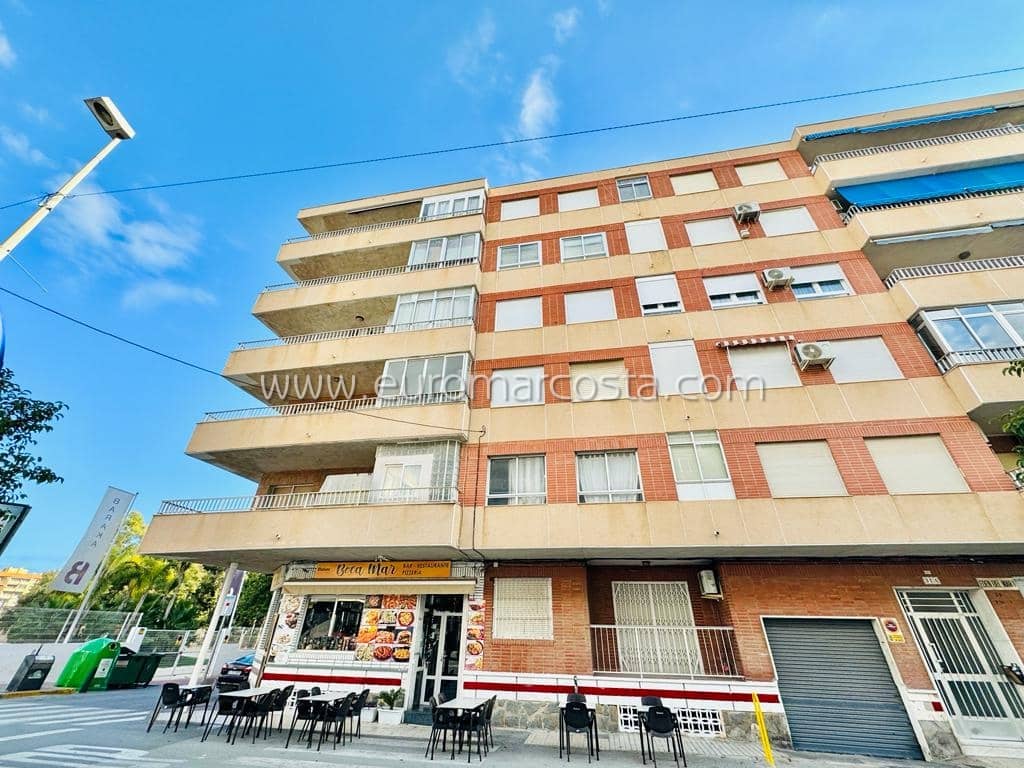 Apartamento de 2 habitaciones en Torrevieja en venta - 139.990 € (Ref: 8034998)