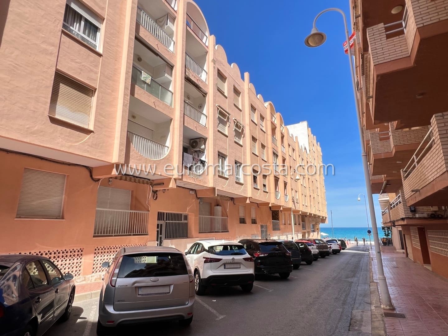 3 bedroom Apartment for sale in Guardamar del Segura - € 185,000 (Ref: 8297134)