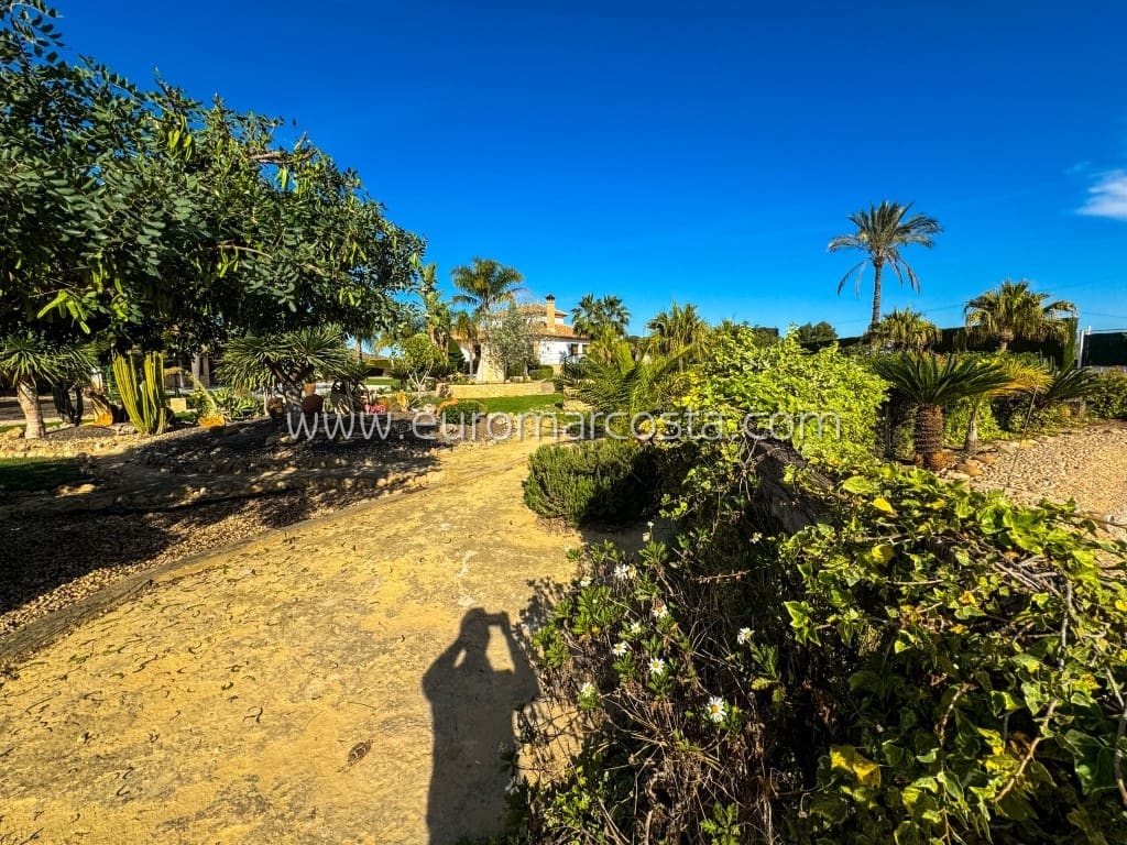 5 camera da letto Villa in vendita in Los Desamparados con piscina garage - 850.000 € (Rif: 8332862)