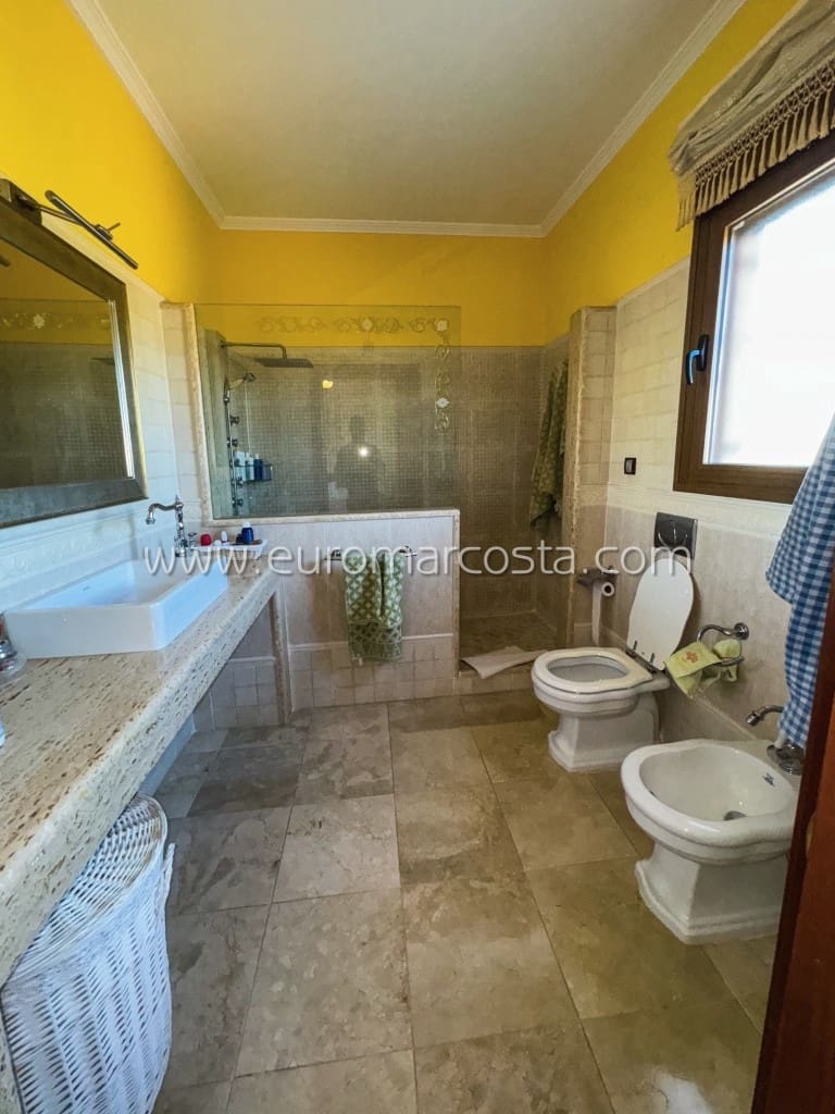 5 camera da letto Villa in vendita in Los Desamparados con piscina garage - 850.000 € (Rif: 8332862)