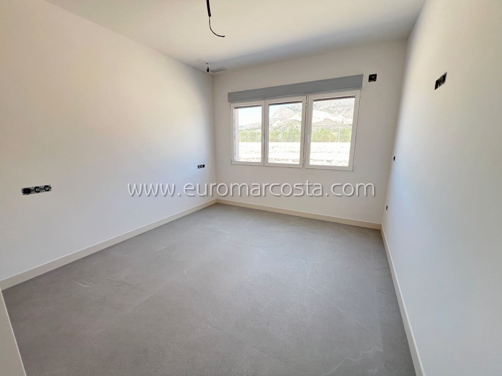 3 soveværelse Rækkehus til salg i Macisvenda - € 470.000 (Ref: 8406291)