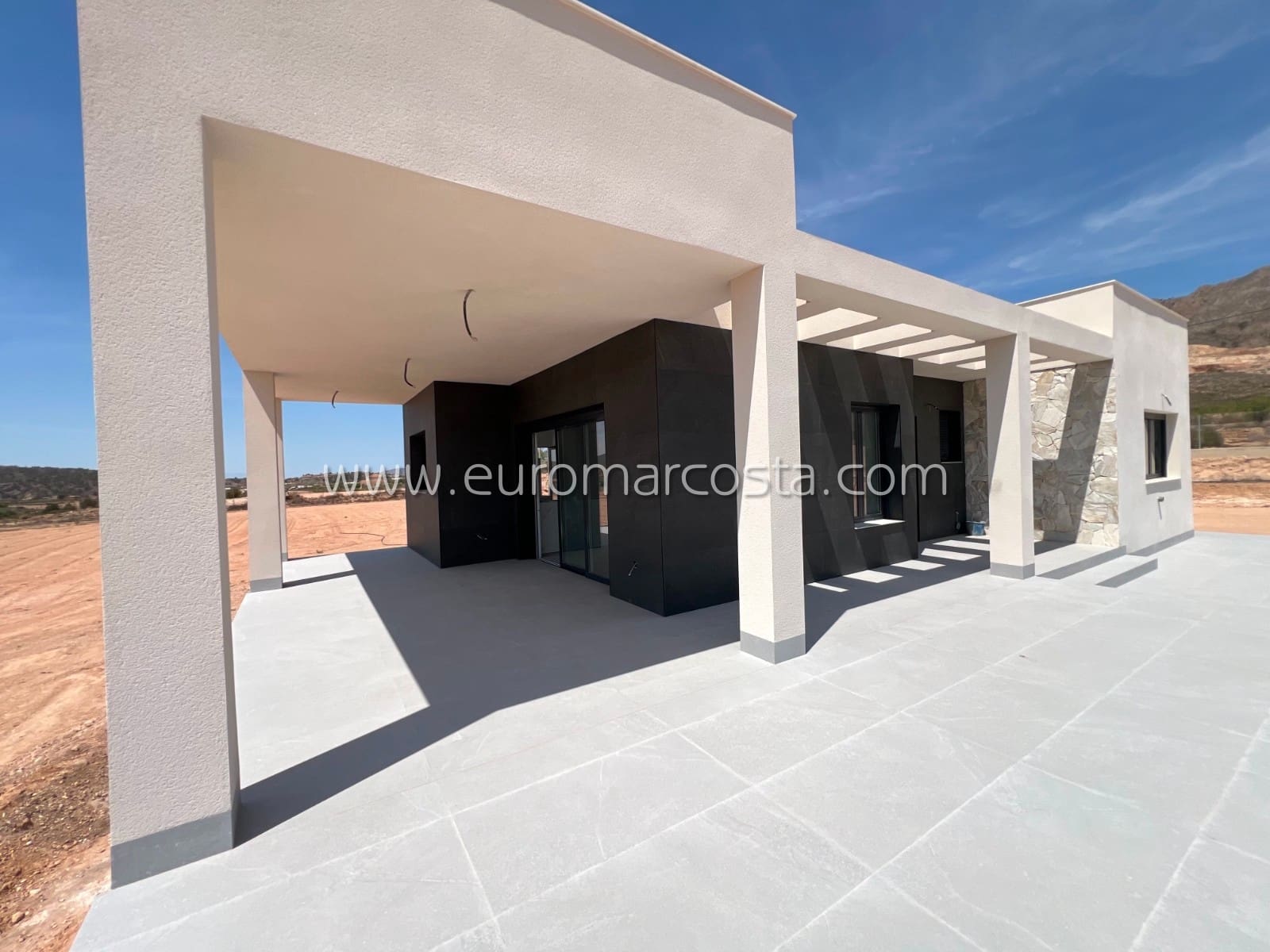 3 soveværelse Rækkehus til salg i Macisvenda - € 470.000 (Ref: 8406291)