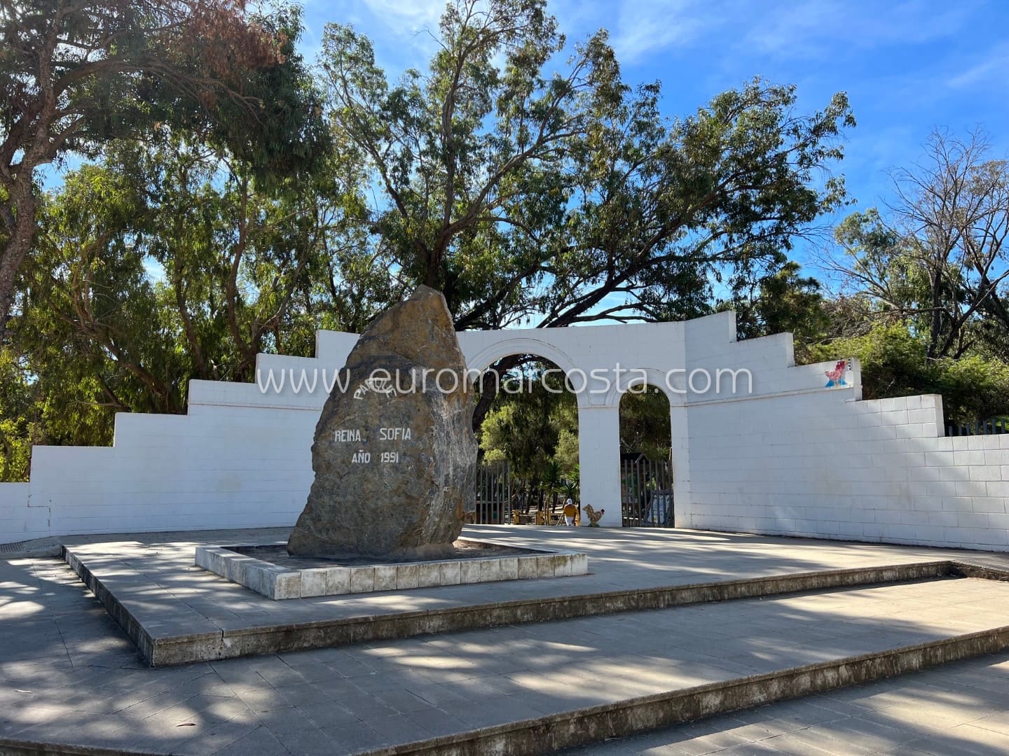 2 bedroom Apartment for sale in Guardamar del Segura with pool - € 250,000 (Ref: 8541364)