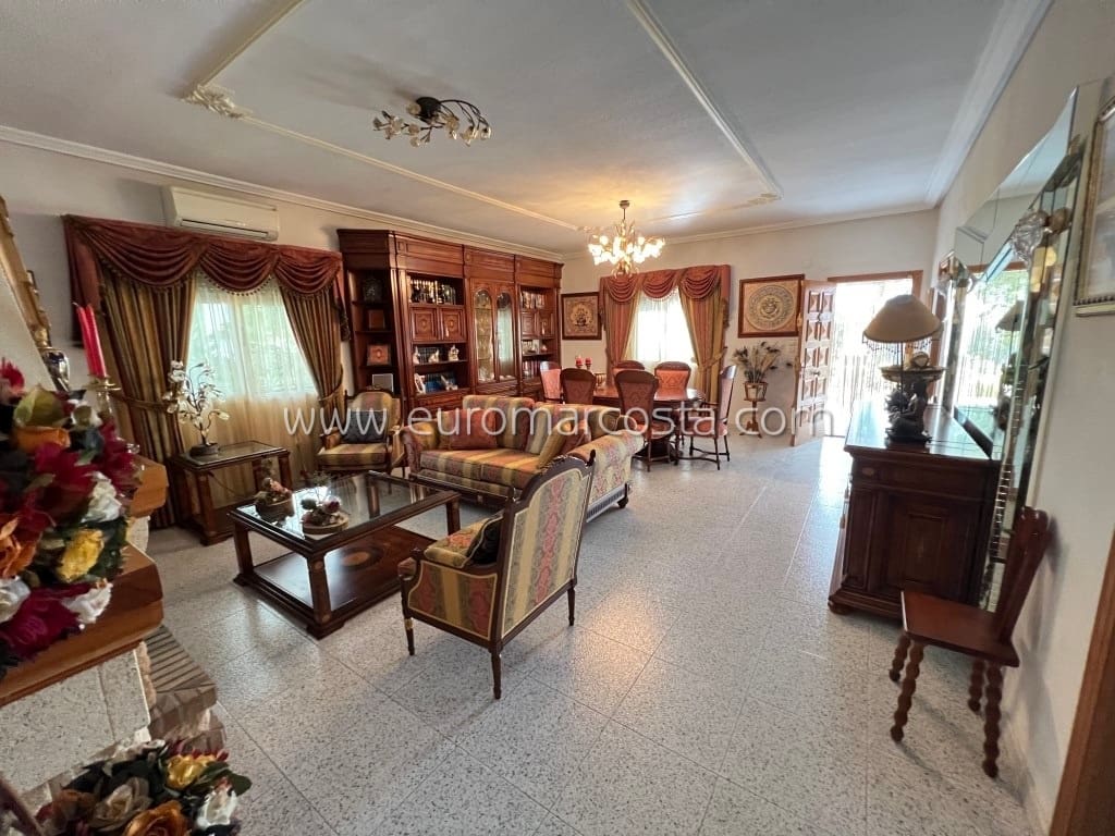 5 soverom Finca/Herregård til salgs i Albatera med svømmebasseng garasje - € 599 000 (Ref: 8596590)