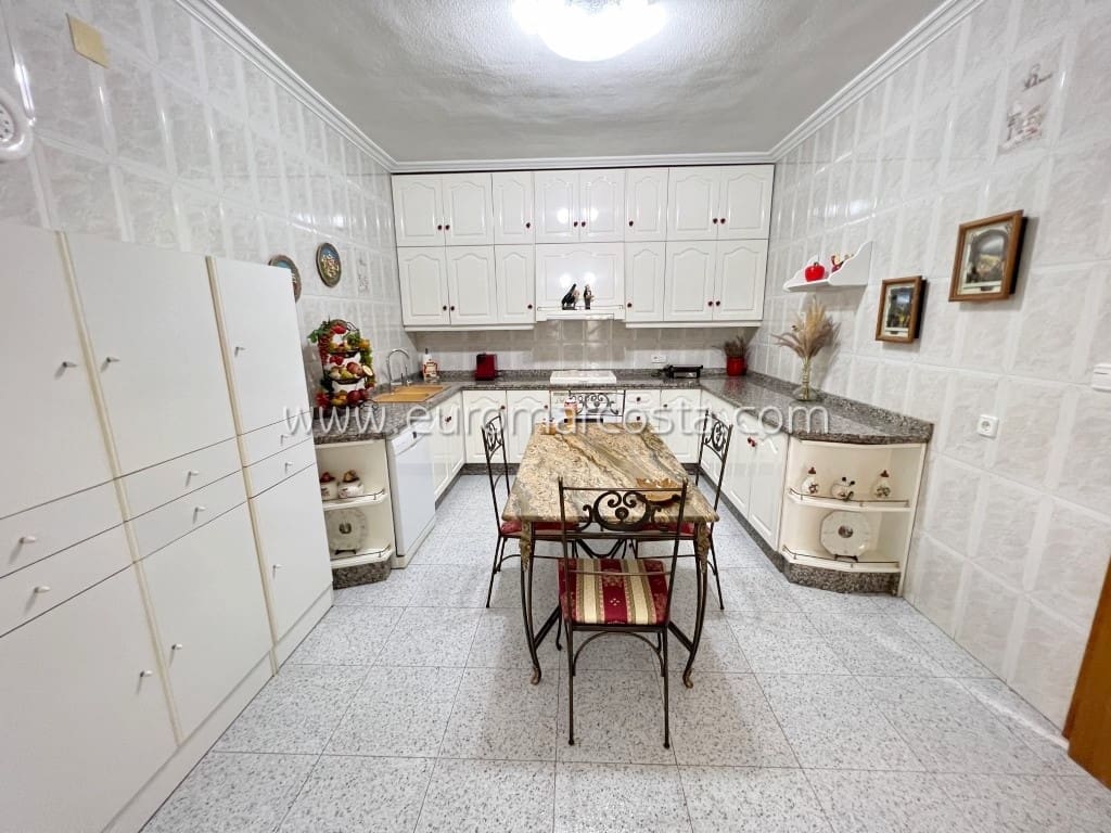 5 soverom Finca/Herregård til salgs i Albatera med svømmebasseng garasje - € 599 000 (Ref: 8596590)