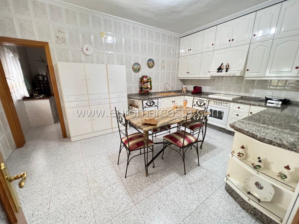 5 soverom Finca/Herregård til salgs i Albatera med svømmebasseng garasje - € 599 000 (Ref: 8596590)