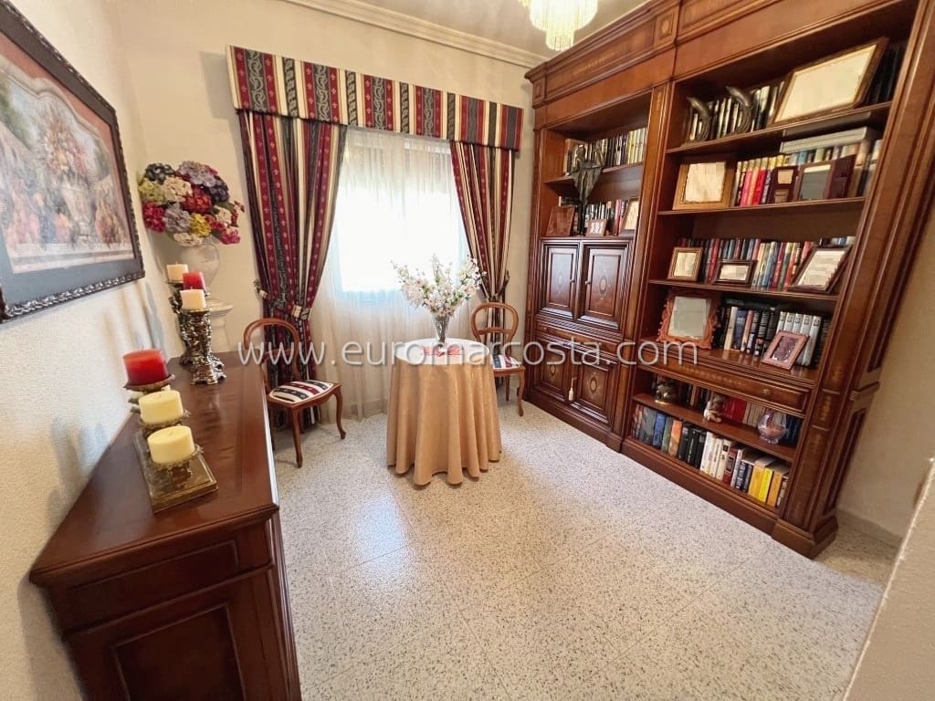 5 soverom Finca/Herregård til salgs i Albatera med svømmebasseng garasje - € 599 000 (Ref: 8596590)