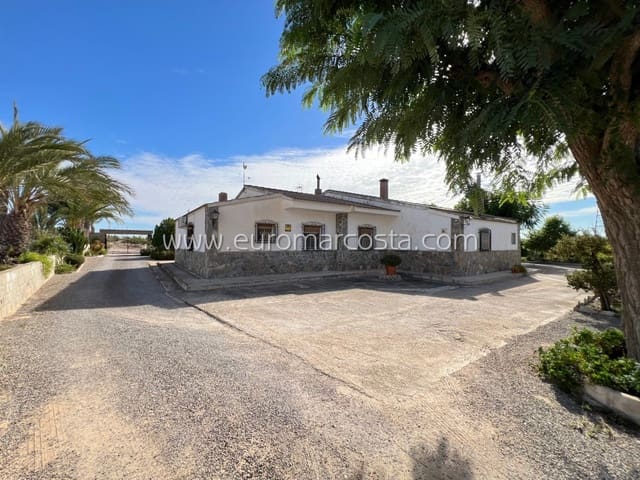 5 quarto Quinta/Casa Rural para venda em Albatera com piscina garagem - 599 000 € (Ref: 8596590)