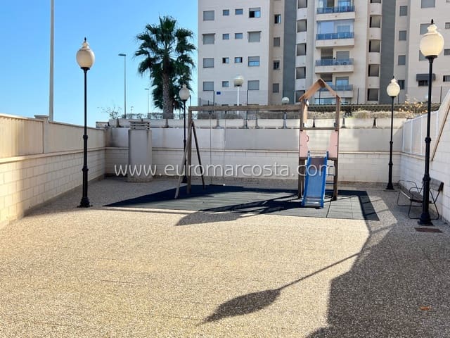 2 sovrum Takvåning till salu i Puerto Deportivo, Guardamar del Segura med pool garage - 184 900 € (Ref: 8726951)
