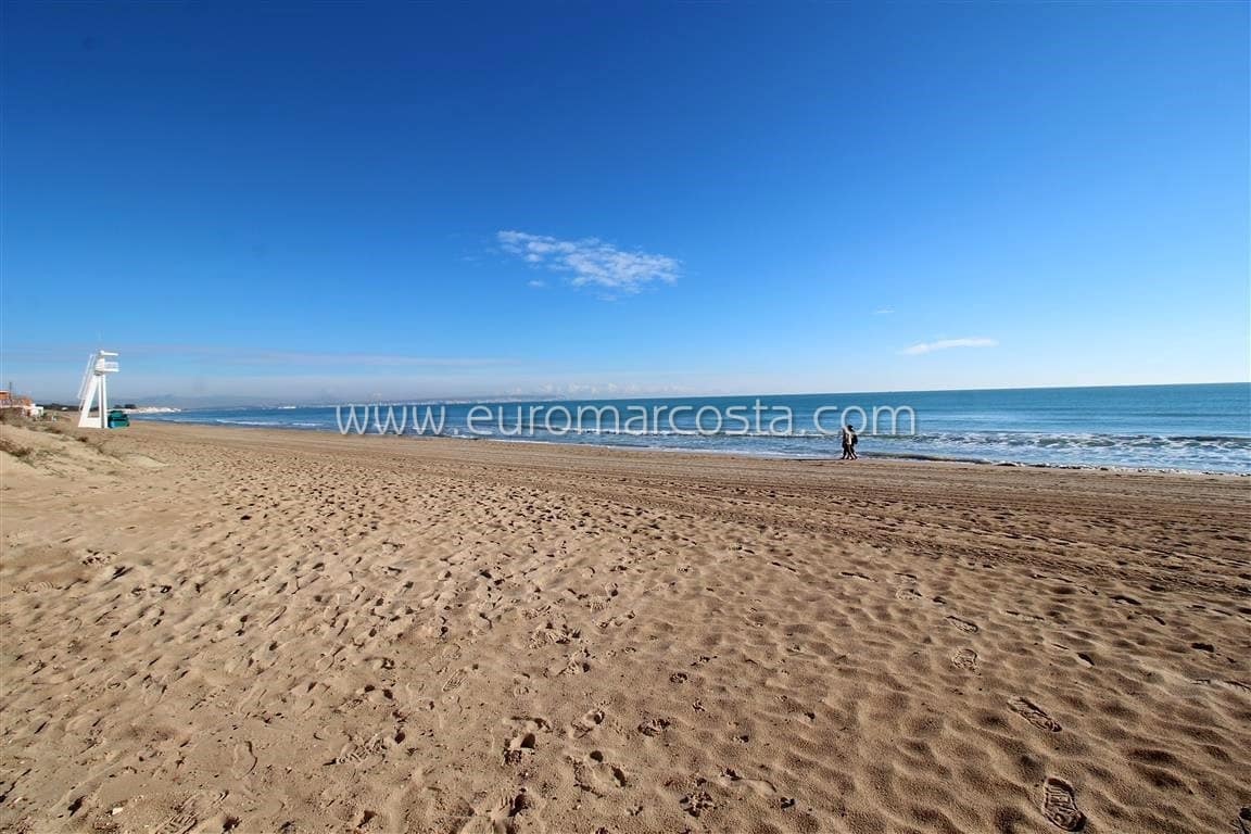 4 soveværelse Bungalow til salg i Guardamar del Segura med swimmingpool garage - € 360.000 (Ref: 8728327)